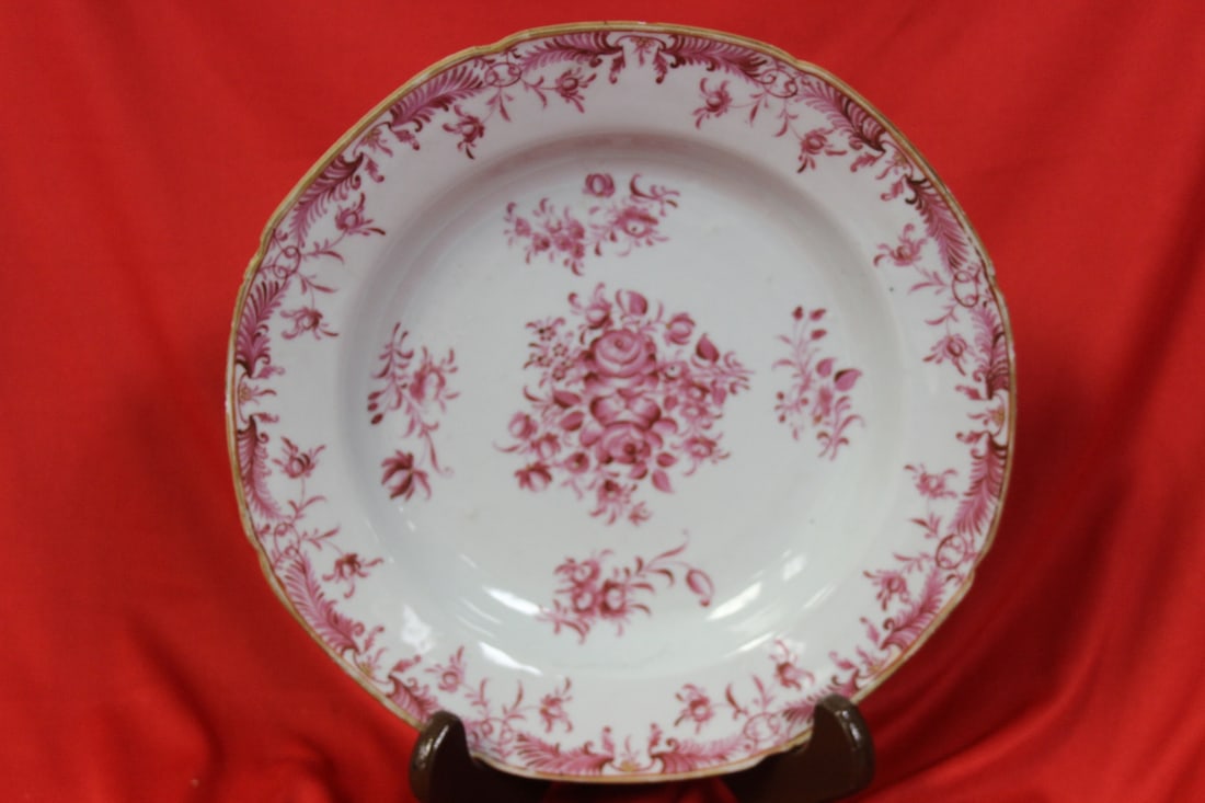 A 19th Century Chinese Export Soup Bowl: 9 1/4" in diameter - please note: flea bite on the rim