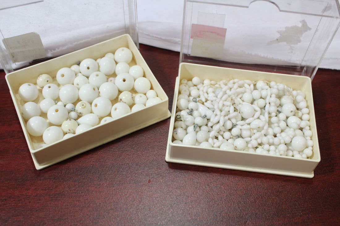 Two Small Boxes of Beads (1 of 3)