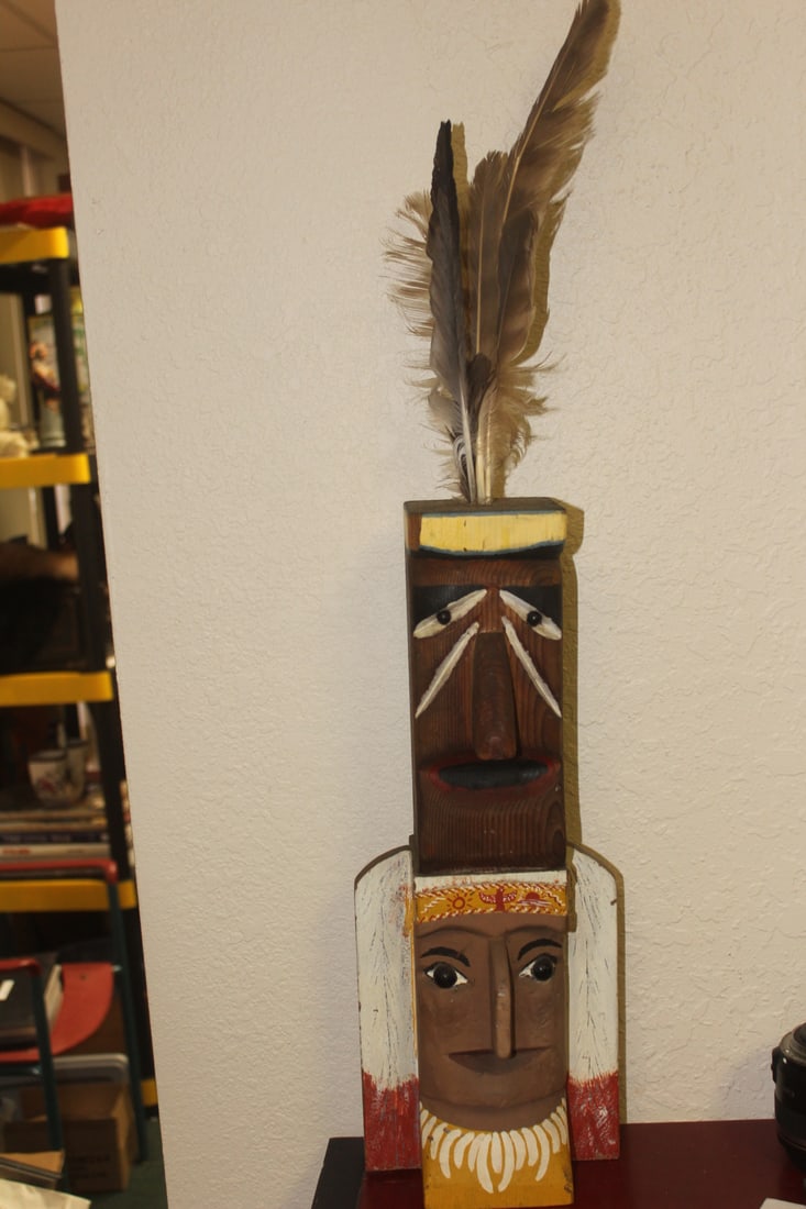 Painted Indian Totem Pole?: wood part= 14 1/4" tall - please note: chips as shown