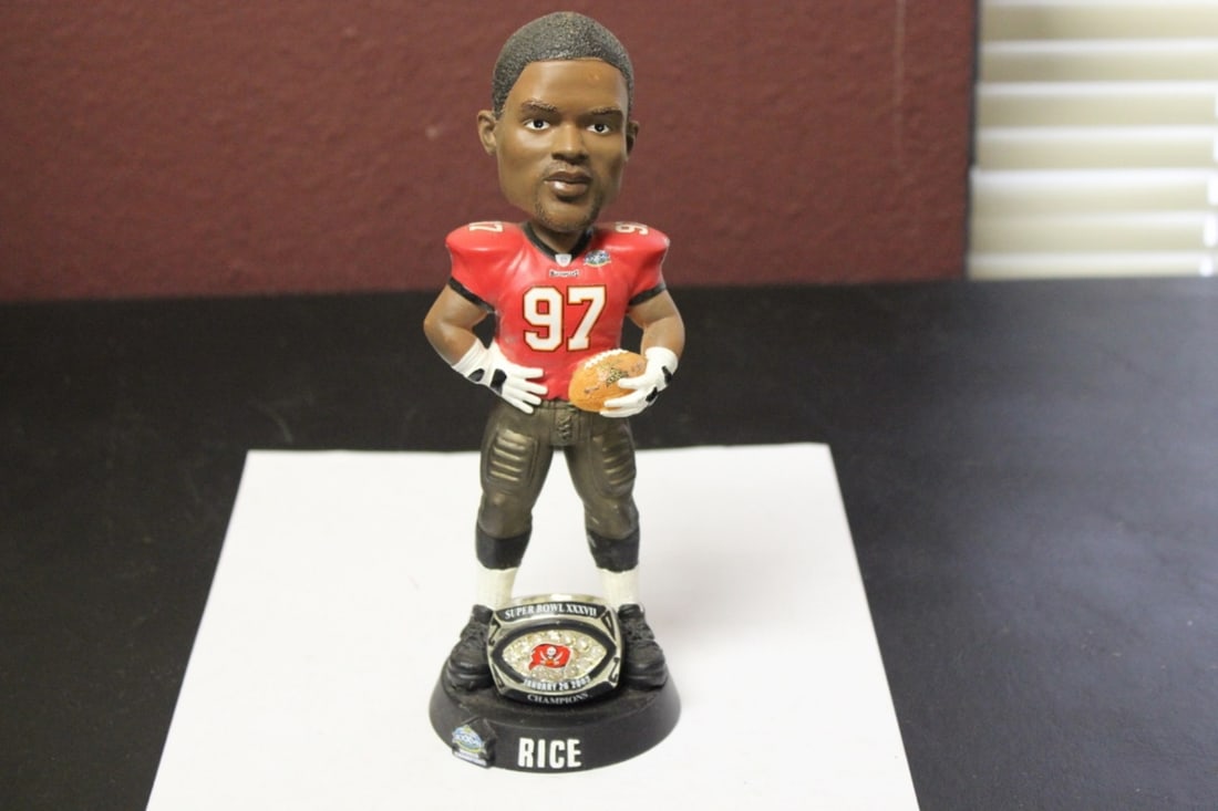 Buccaneers Bobble Head Figurine: Superbowl - Limited Edition - 8 1/2" tall