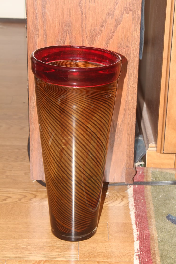 Art Glass Floor Vase: 16 1/4" tall