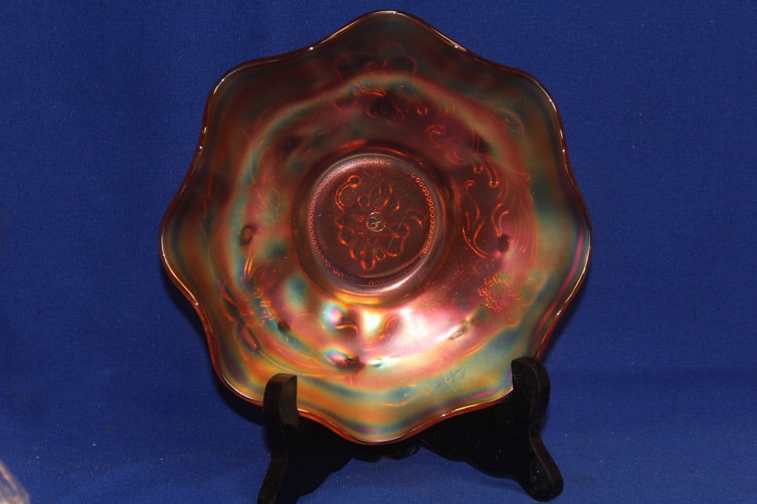 Carnival Glass Bowl: Marked "N" or Norwood - 7 1/2" in diameter