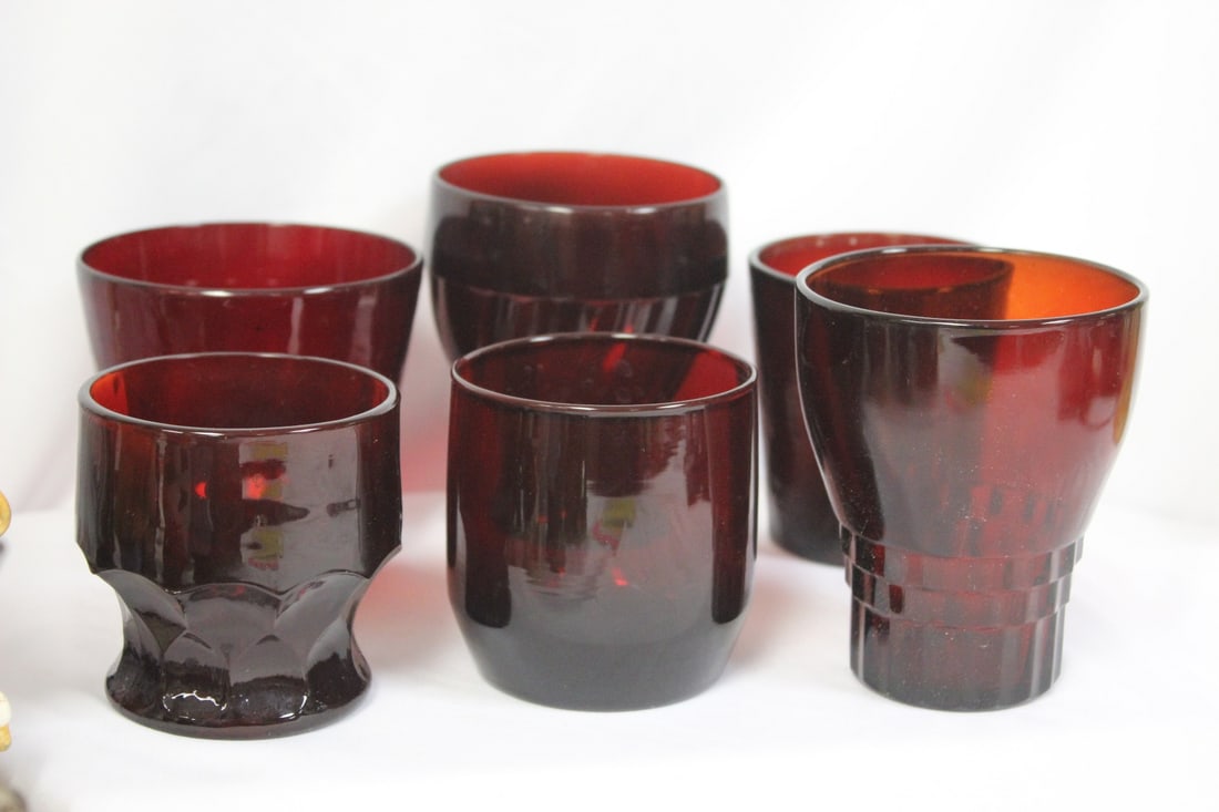 Lot of 6 Ruby Red Glass Cups (1 of 4)