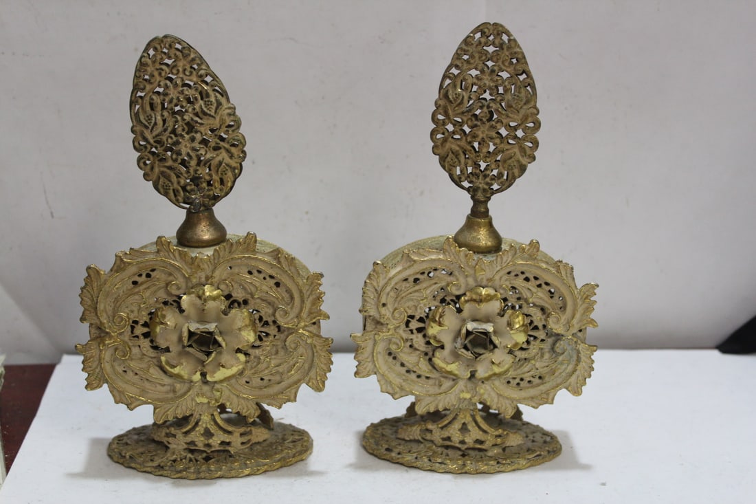 Lot of 2 Metal Gilted Parfume Bottles (1 of 7)