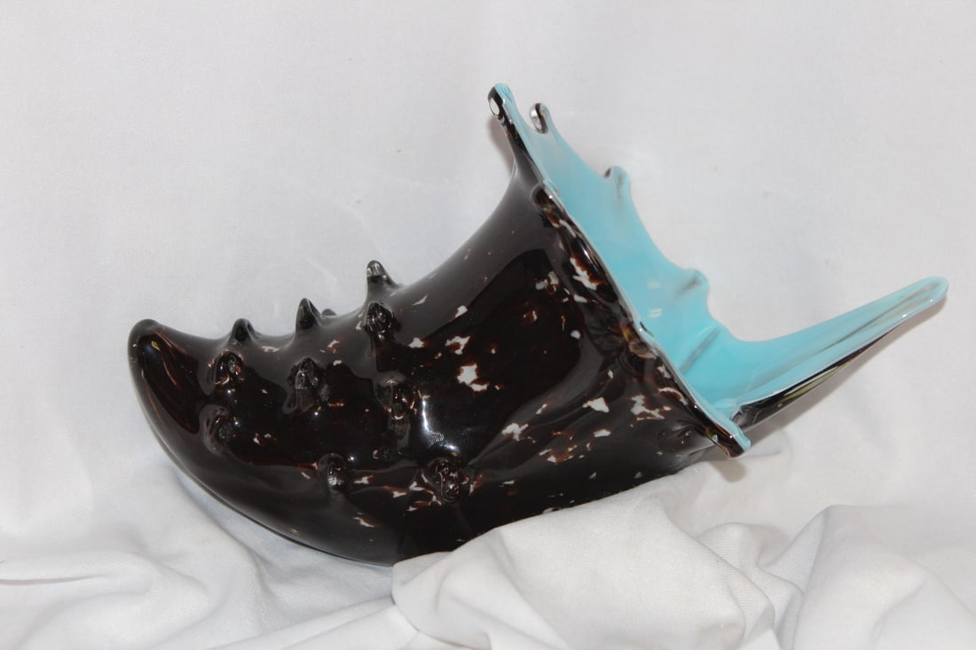 An Artglass Conch Shell: 9 1/2" long