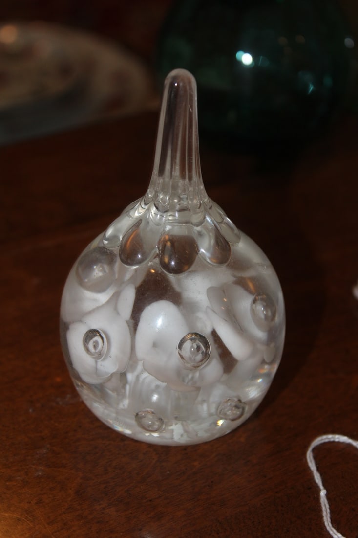 Joe Rice Art Glass Paperweight: 4 inches tall