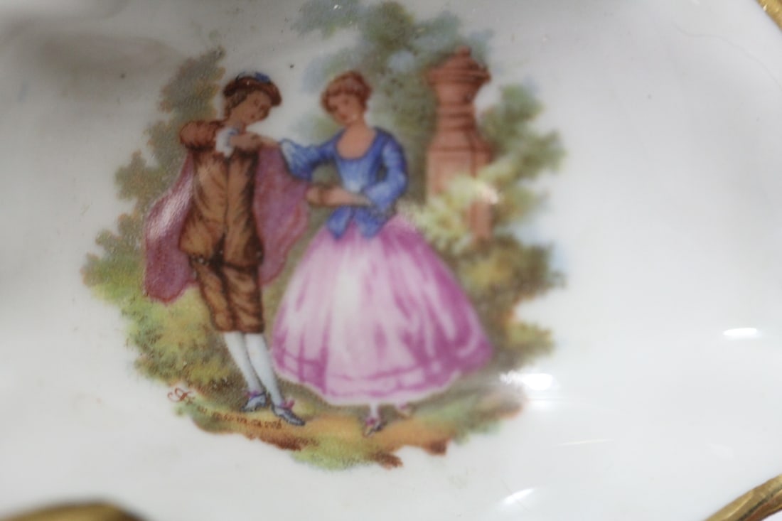 A Limoges Leaf Dish - 4