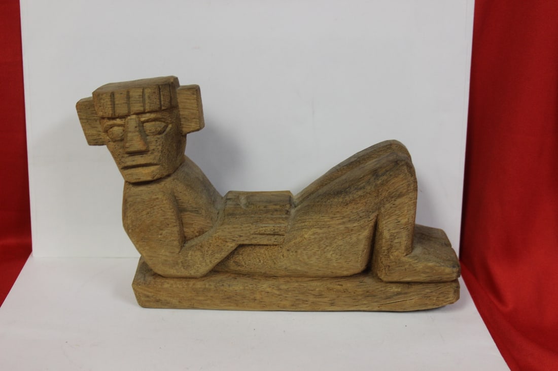 A Vintage Wood Statue: 9" long