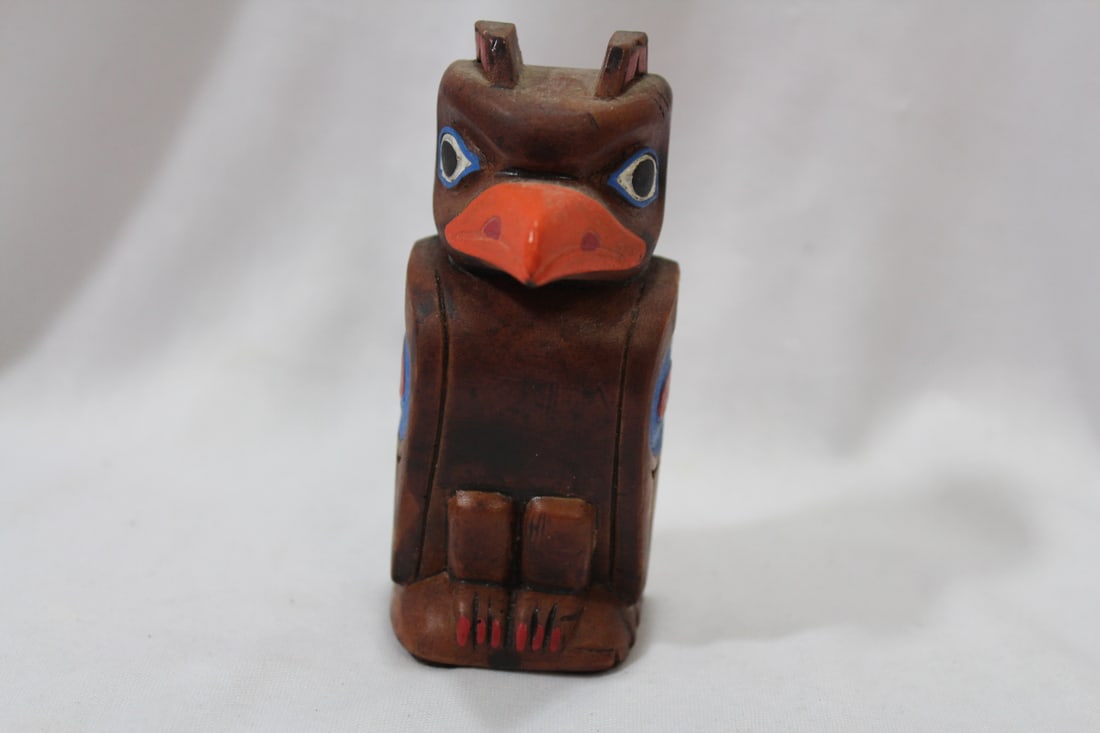 An Alaskan Resin Bird: 4" tall