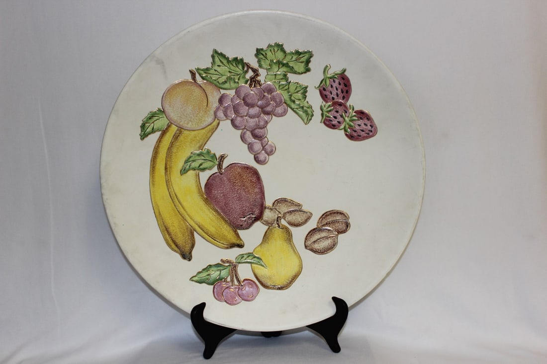 A Decorative Ceramic Fruit Plate: Marked on the bottom