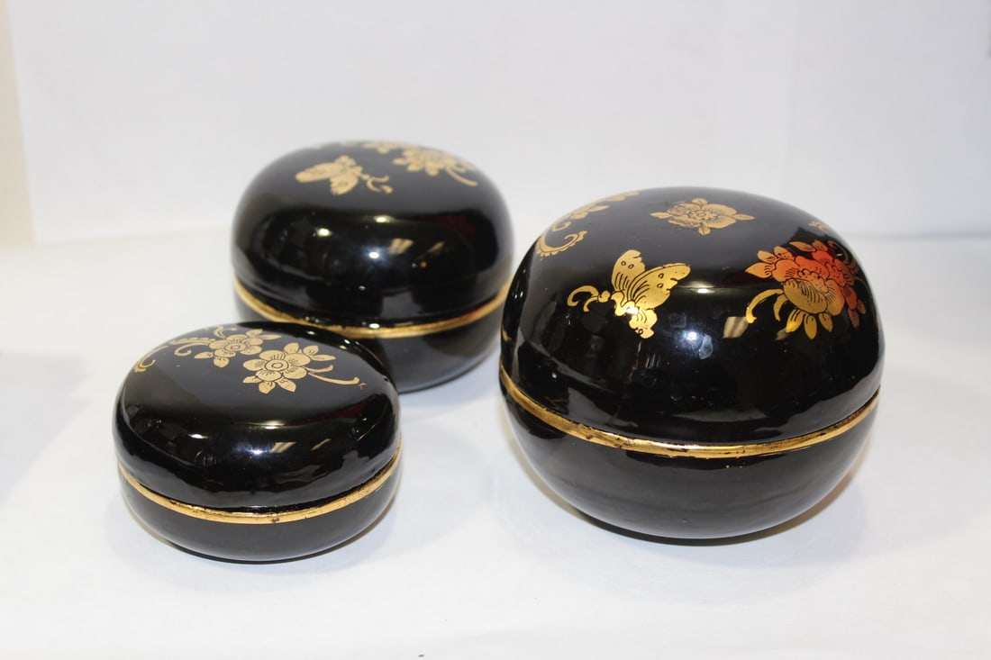 a Lacquer Stacking Box: total of 3 boxes - 3 5/8" tall