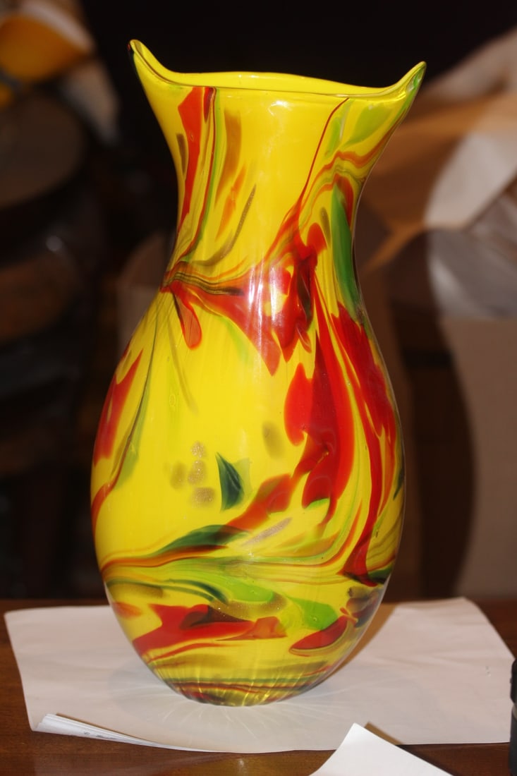 Artglass Vase: 14" across
