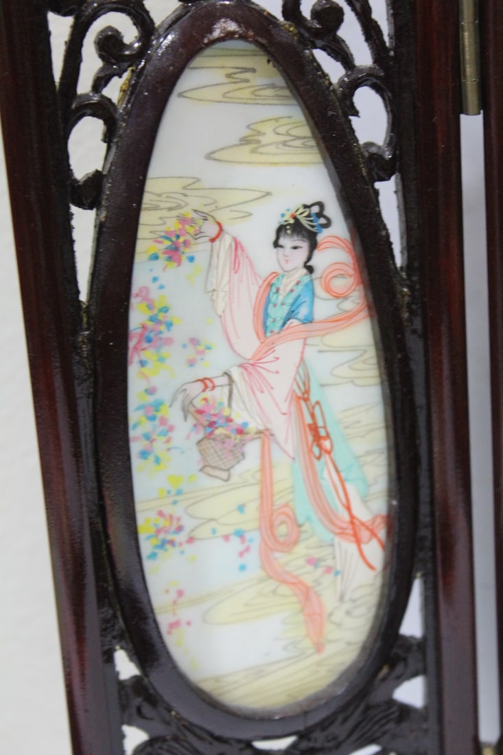 An Oriental Table Screen - 2