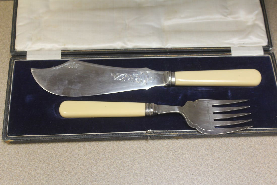 Silver plate serving set - 2