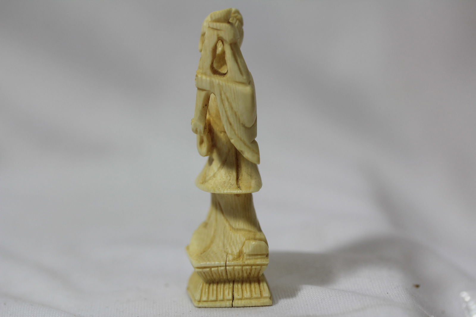 A Carved Bone Chess Piece - 4