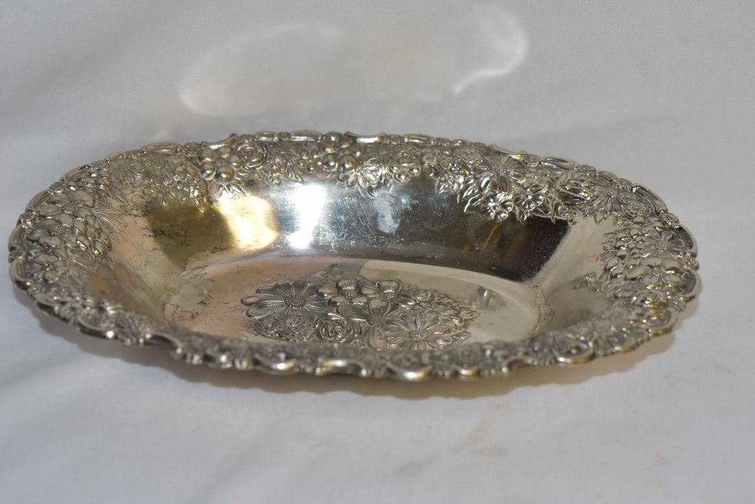 An Ornate Silverplated Dish: 8" across
