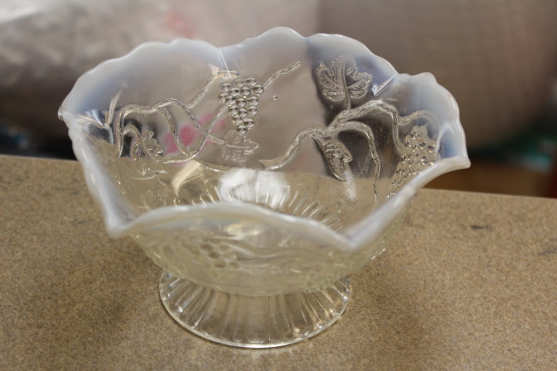 Hobnail Grape Glass Bowl (1 of 6)