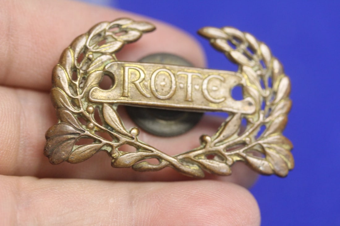 Vintage ROTC Brass Pin: as shown