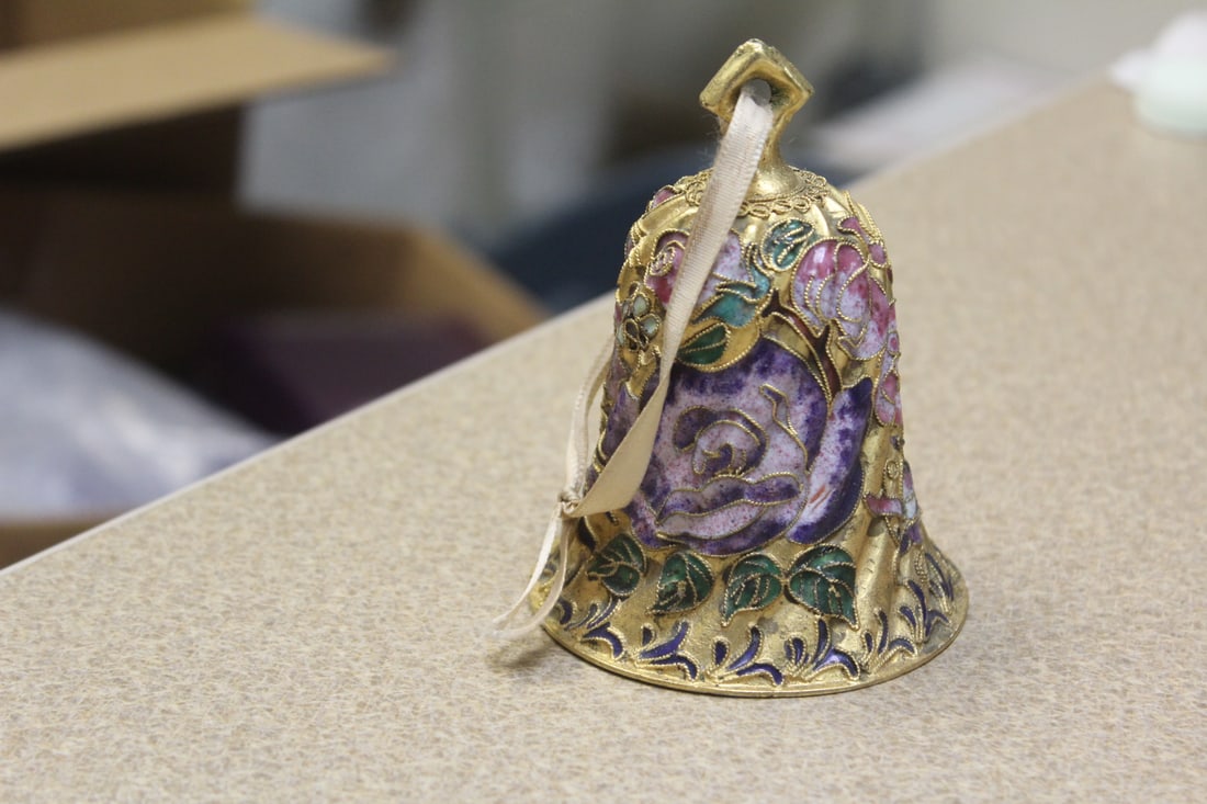 Cloisonne Bell: 4 inches tall