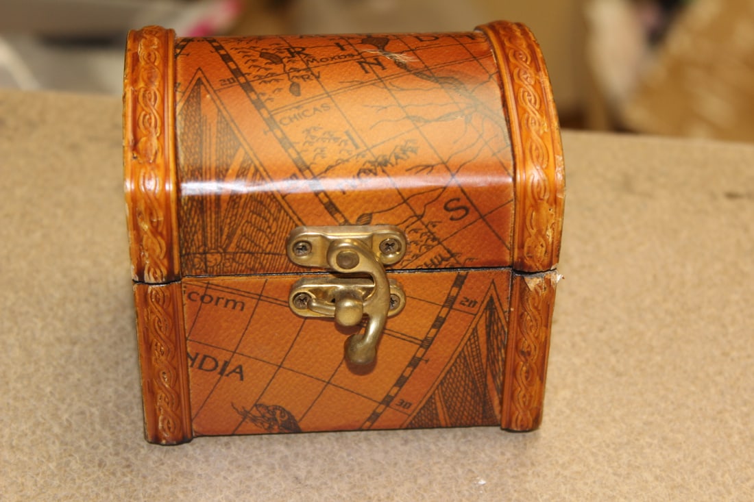 Dome Trinket Box: 4" a cross