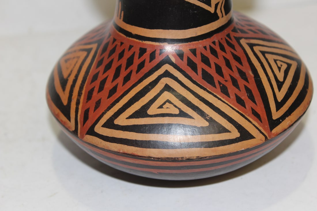 A Native American Vase - 7