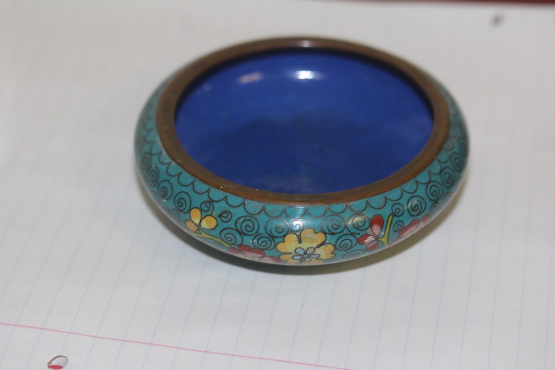 Antique Chinese Cloisonne Small Dish: about a hundred years old - 3 3/4" in diameter