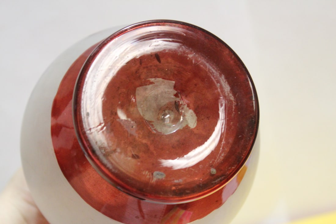 A Ruby Red Glass Vase - 6