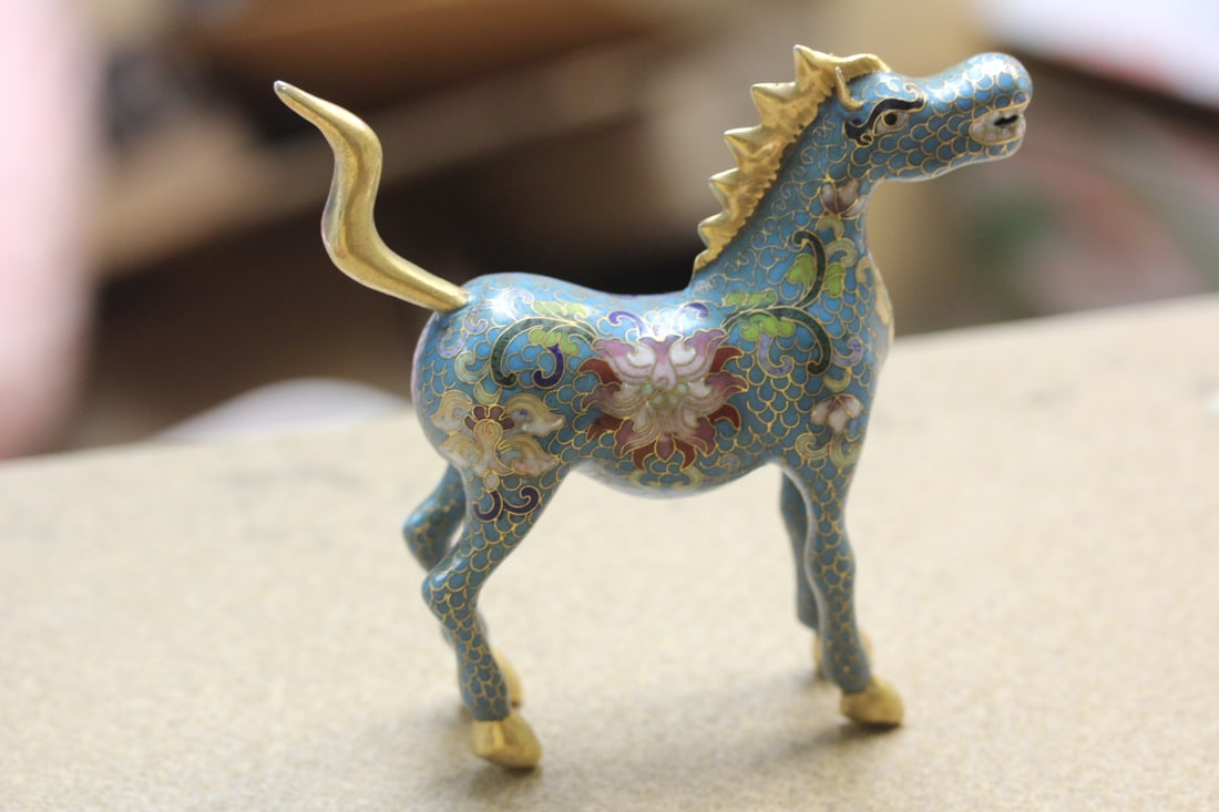 Cloisonne Horse: 4 5/8" across