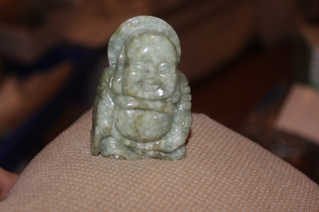 Chinese Jade Buddha: 2 5/8" tall