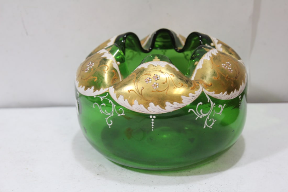 AGold Gilted Bohemian Glass Green Peach Bloom Bowl: 4 1/4" tall