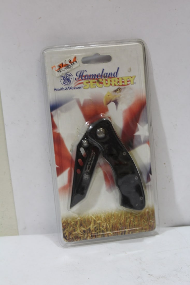 A Homeland Smith and Wesson Security Pocket Knife: still sealed