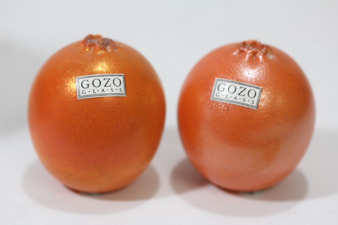 Lot of 2 Gozo Glass Fruit: 2 1/2" tall