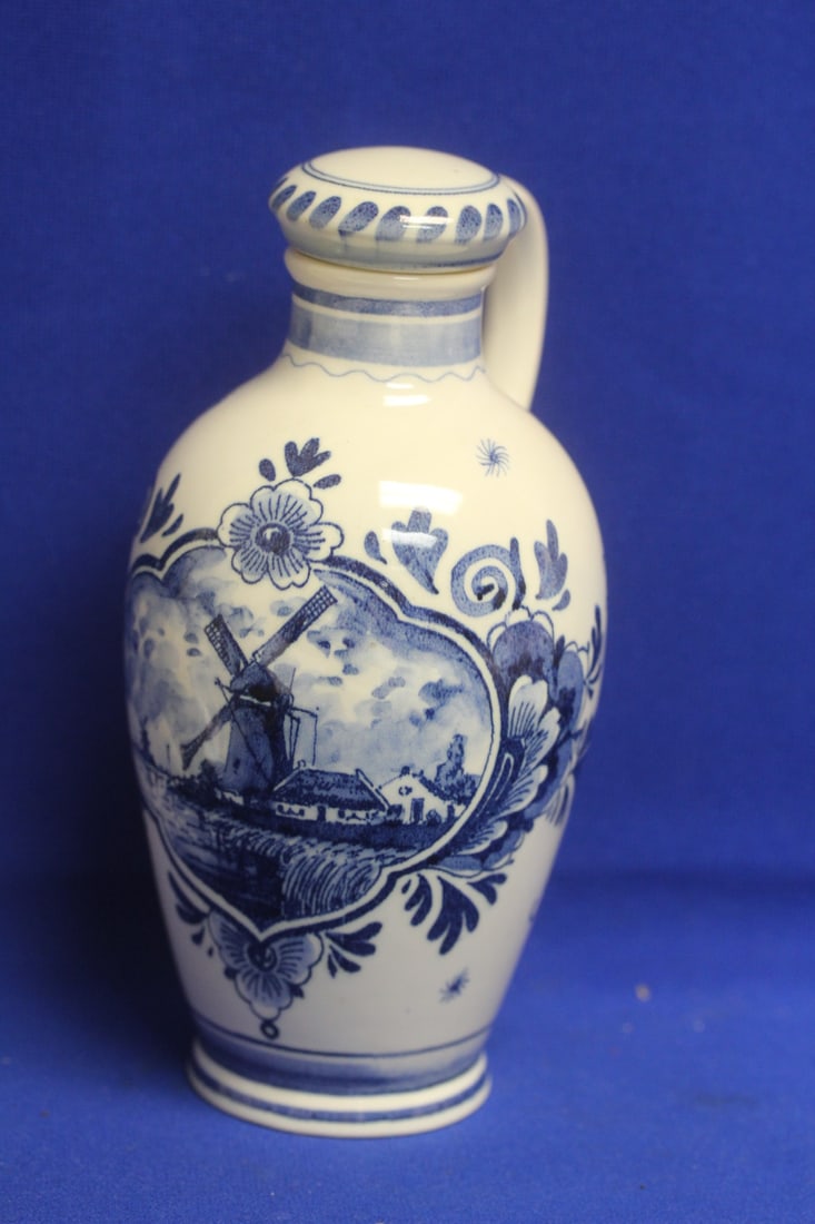 Delft? Blue and White Jug: please note= wooden cork missing - probably deteriated - 8 1/2" tall