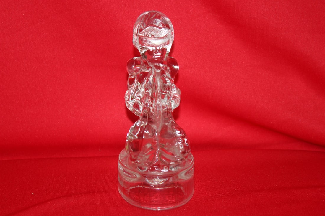 A Glass Statue: 6 1/4" tall