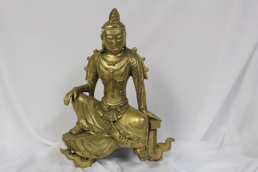A Gilt Bronze/Brass Chinese/Oriental God: 9 3/4" tall - very nice and decorative piece