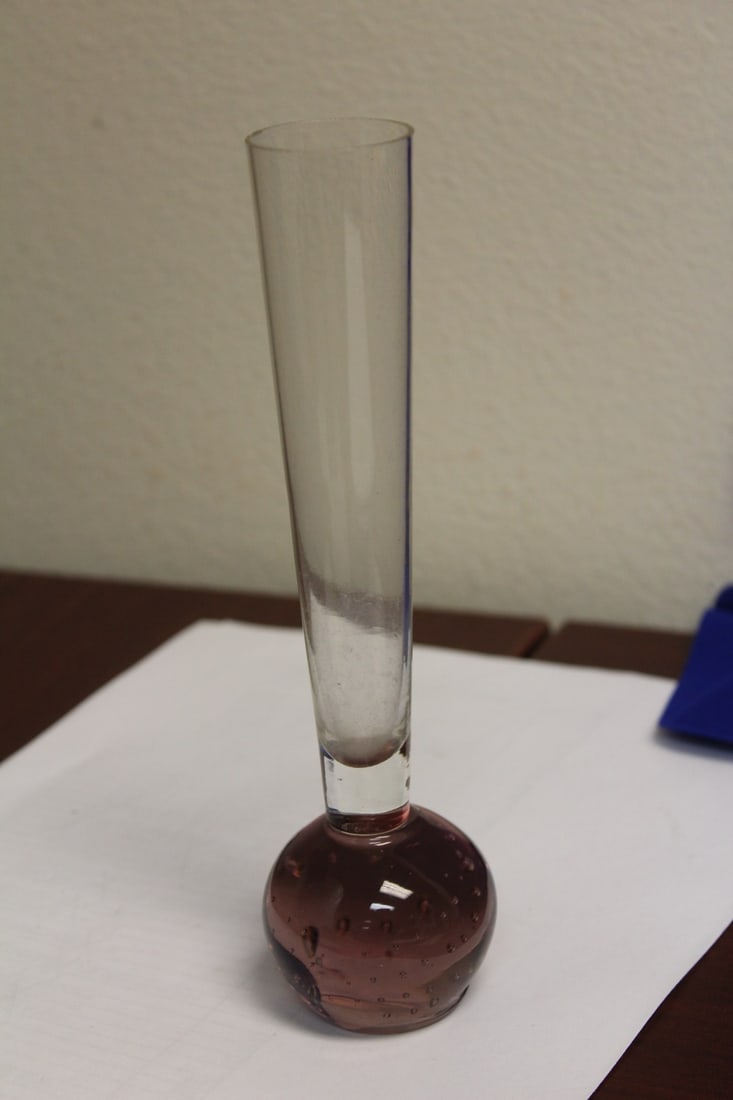 An Artglass Vase - 4