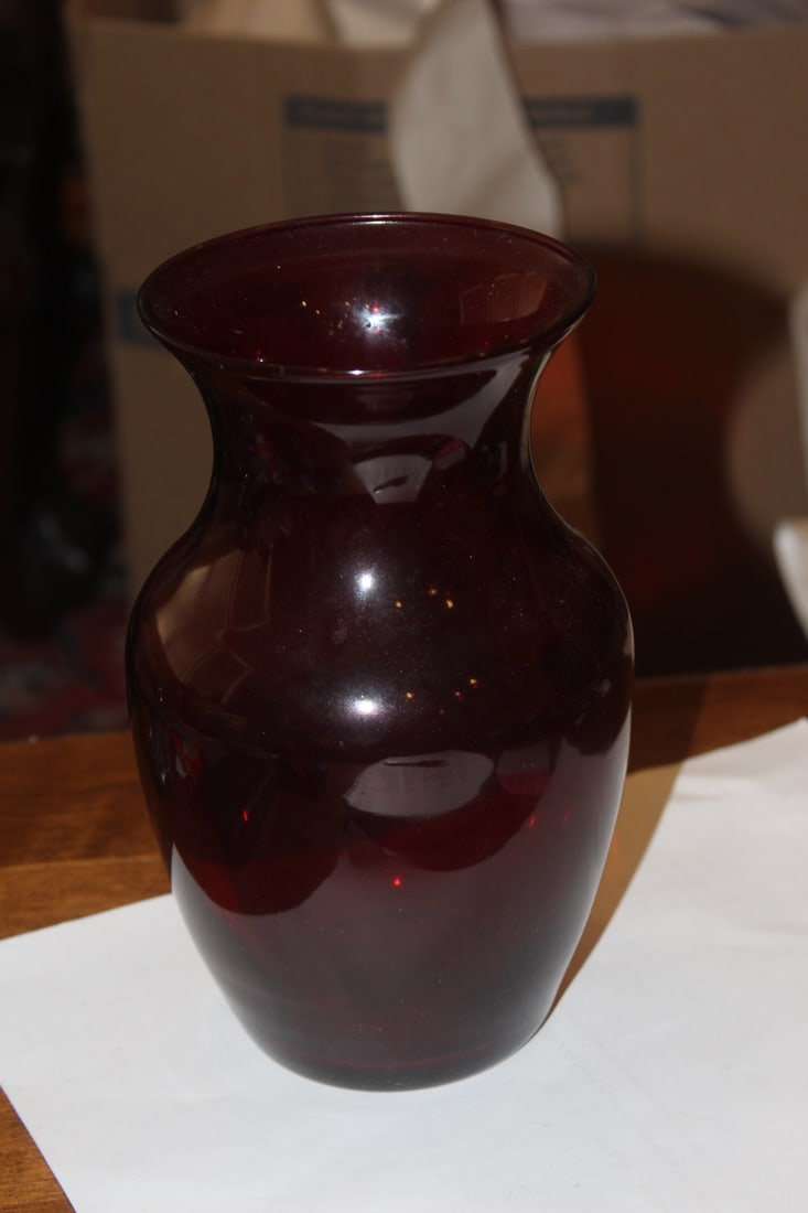 Ruby Red Glass Vase - 2