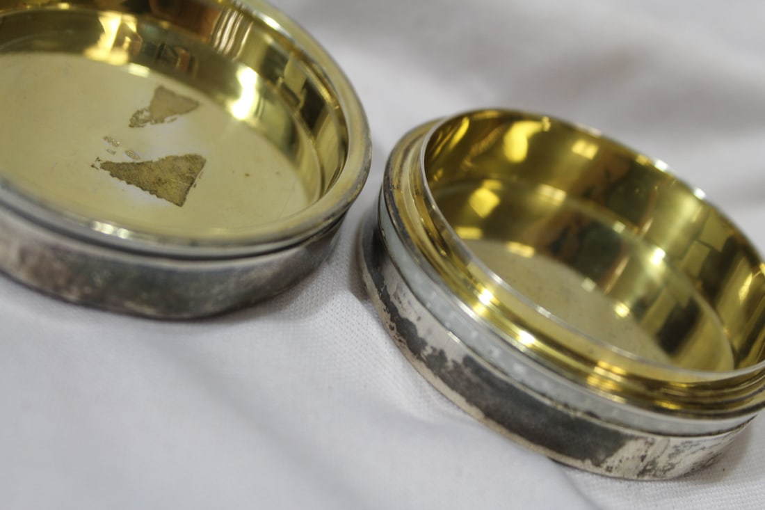 A Guilloche Compact - 7