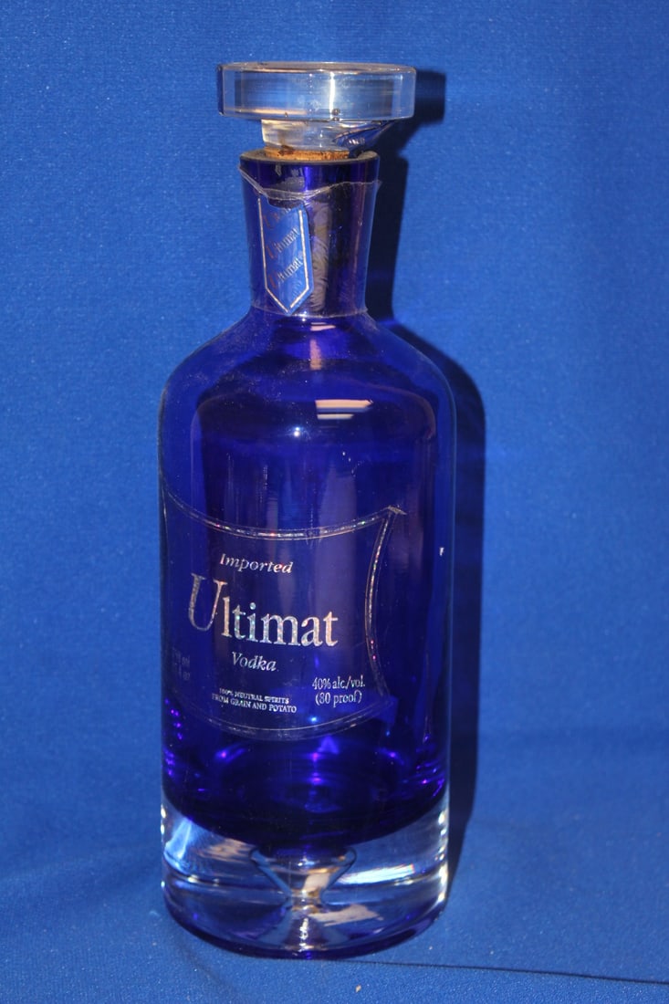 A Cobalt Blue Artglass Decanter: 11" tall