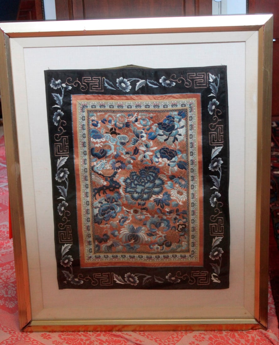Antique / Vintage Chinese Framed Textile: Circa 19th/20th century. 26 1/4" x 20 3/4" overall. 18 1/2" x 14" textile only.