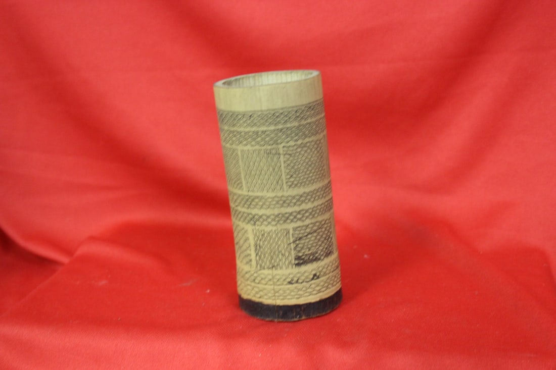 A Bamboo Holder (1 of 6)