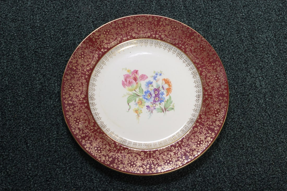 A Homer Laughlin Plate: 10 1/8" in diameter