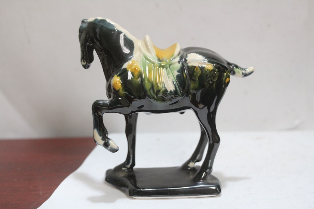 A Chinese Pottery Horse (1 of 7)