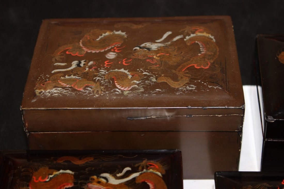 A Chinese Stacking Lacquer Box - 5