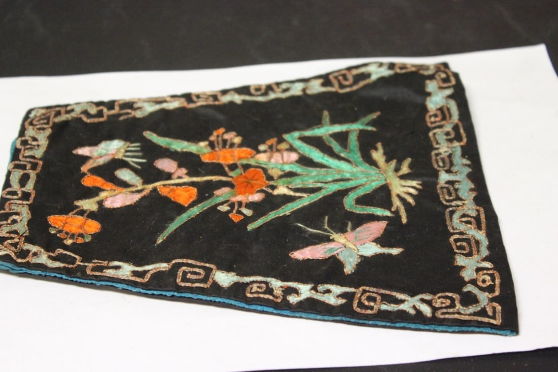 A Chinese Silk Purse: Republic period - 8" long - rare