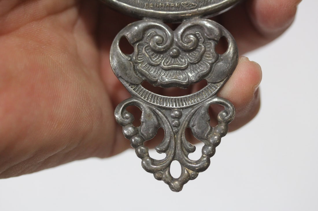 A Dutch Silverplated Repousse Mirror - 3