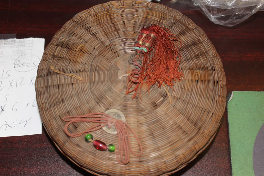 An Antique Chinese Sewing Basket (1 of 8)