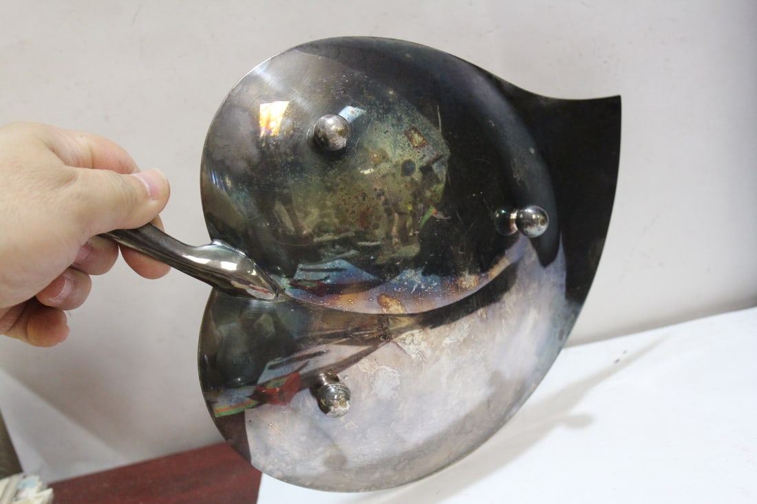 A Silverplated Leaf Dish - 2