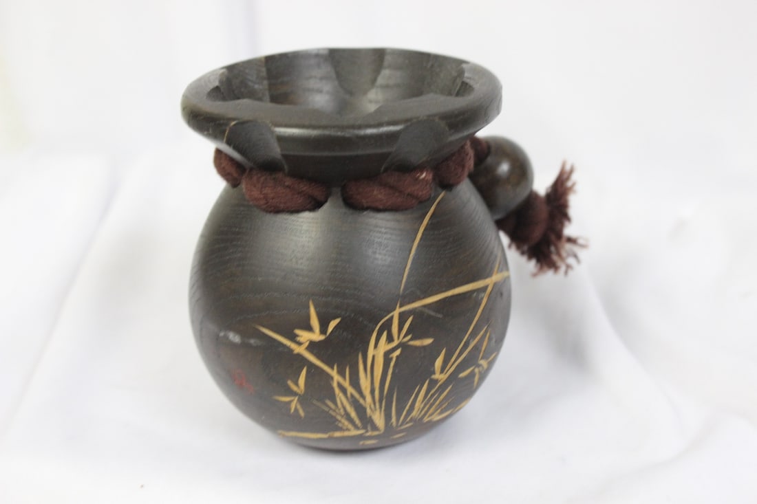 A Wood Oriental Vase: 3 7/8" tall