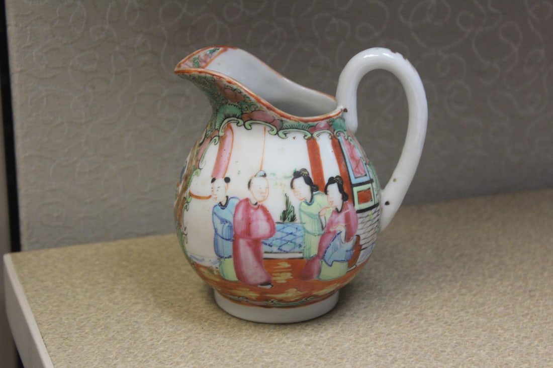 Antique Chinese Rose Medallion Creamer: 19th century - 4 5/8" tall